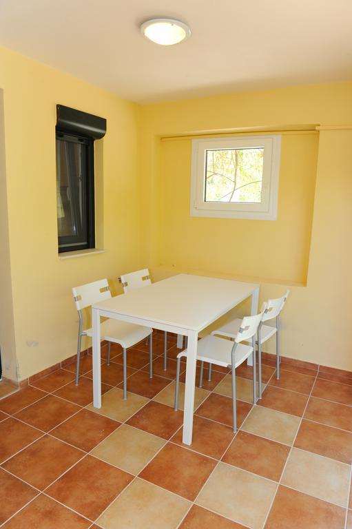 Appartamenti Angelika Perdika  Habitación foto